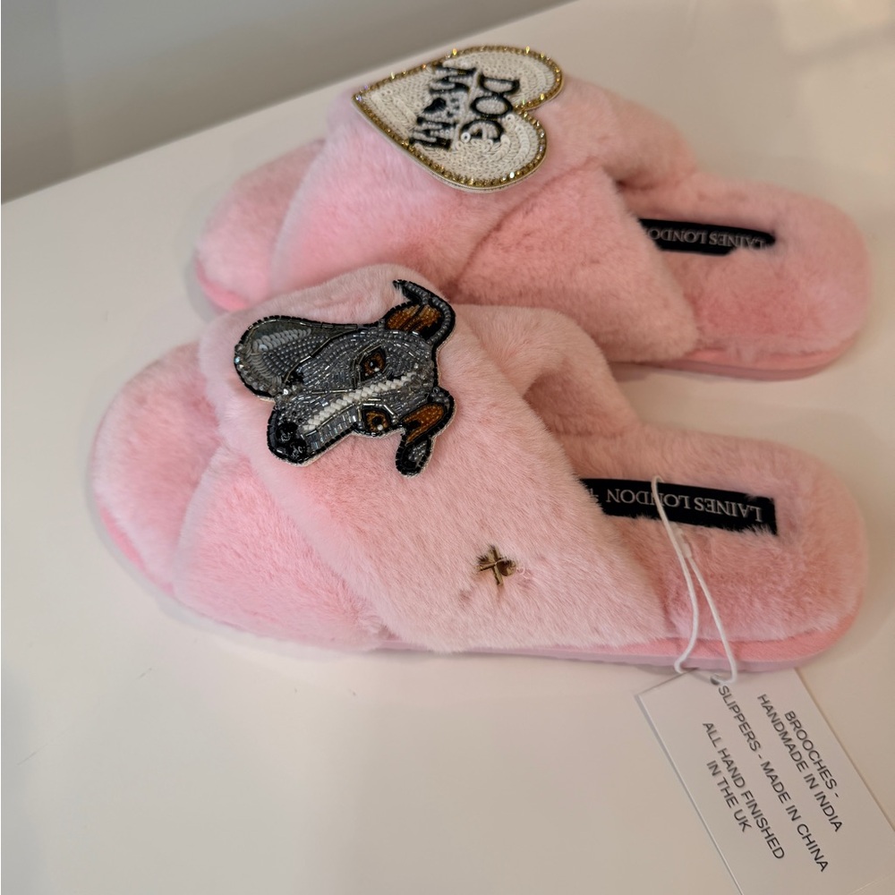 Wolf & Badger Laines London Pink Fuzzy Sighthound Dog Mom Slippers - Medium 7-8 - Picture 6 of 8